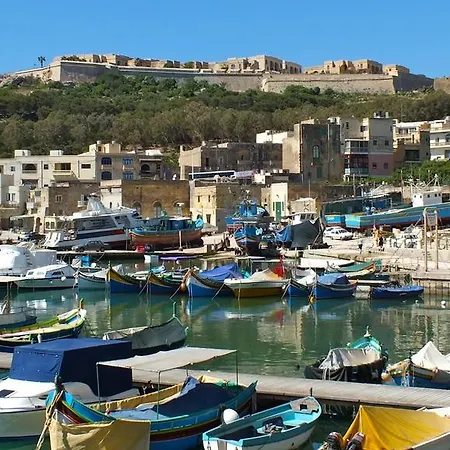 Fort Chambray Sea-View Apartment With Pool Apartment *