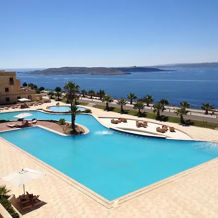 Fort Chambray Sea-View Apartment With Pool