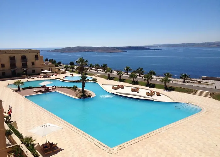 Fort Chambray Sea-View Apartment With Pool